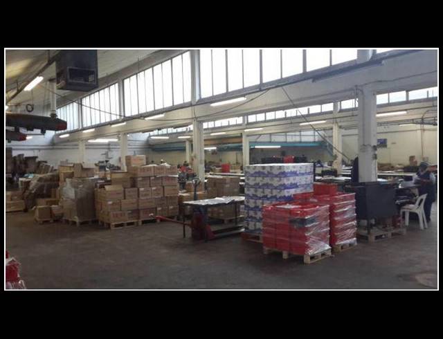 1,000M² FACTORY TO LET IN PAARDEN EILAND